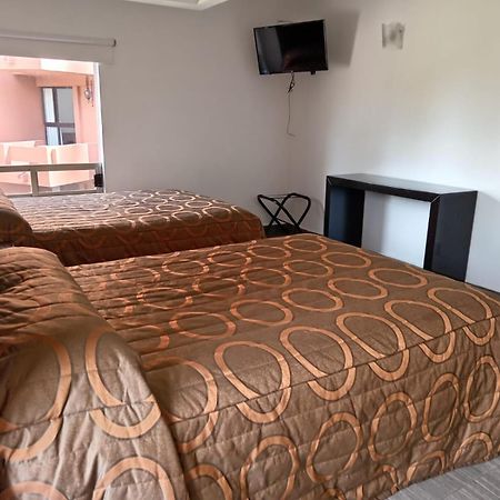 Hotel Punta Galeria Морелия Экстерьер фото
